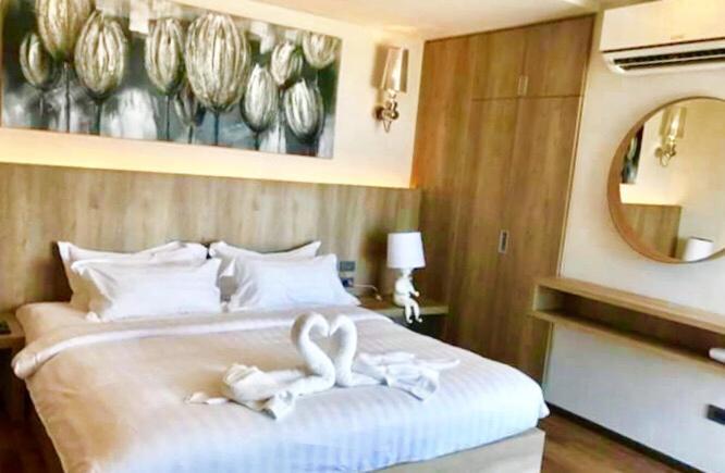 The 28Th Hotel Kanchanaburi Esterno foto