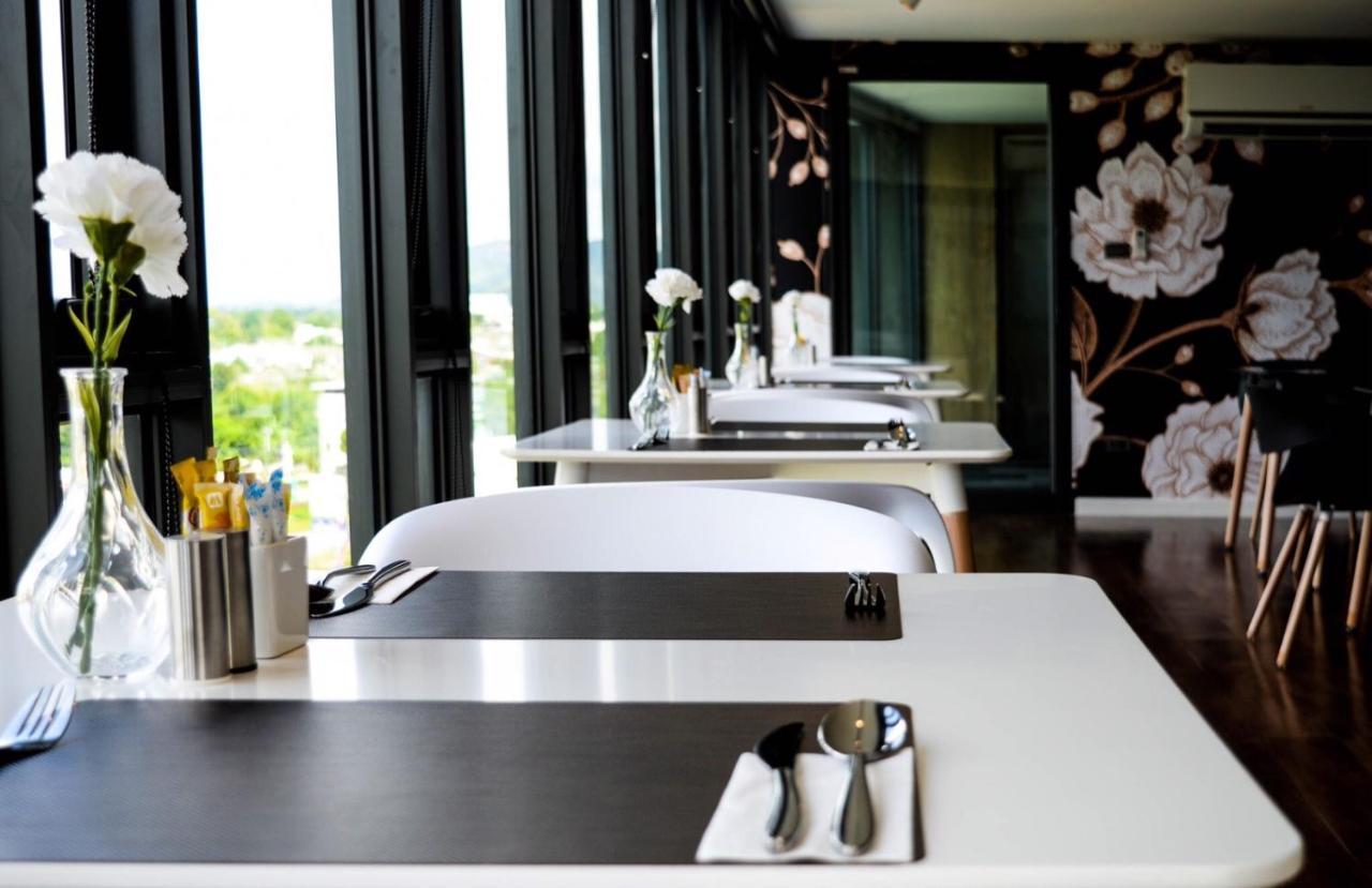 The 28Th Hotel Kanchanaburi Esterno foto